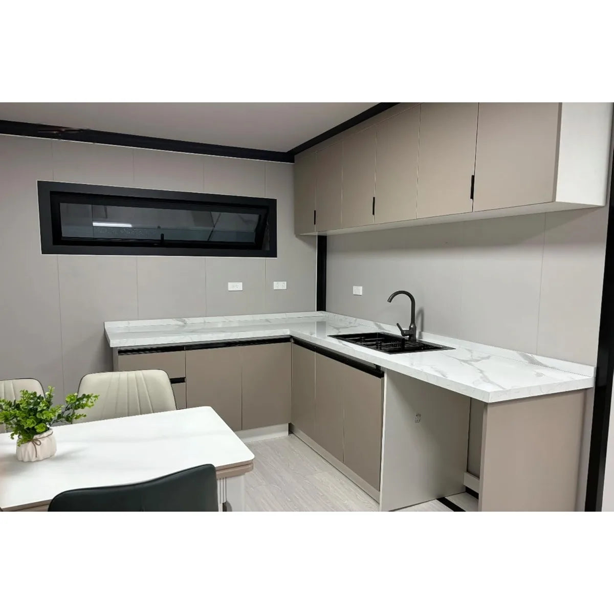 40ft Expandable Prefab House, 3 Bedroom Mobile Tiny Home with Kitchen & Bathroom. Good Vibrations