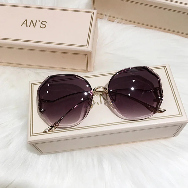 Rimless Sunglasses Polygon Fashion Popular Women Men Shades Big Frame Round Sun Glasses for Female Oculos Gradient Sunglasses Good Vibrations