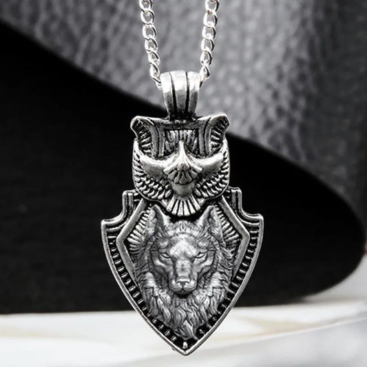 Fashion Men's Wolfhead Necklace Stainless Steel Triangle Pendant Hip Hop Necklaces for Men Punk Animal Jewelry Anniversary Gift Good Vibrations