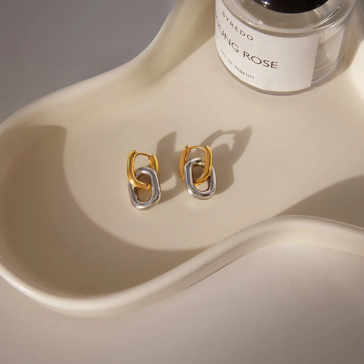 304 stainless steel circle solid-color earrings, vacuum electroplated (in the furnace), 18K gold plated, simple style classic ea Good Vibrations