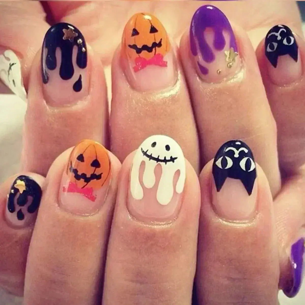 24Pc Halloween False Nails with Almond Head Designs Cute Clown Fake Nails French Full Cover Manicure Press on Nail Tips for Girl Good Vibrations