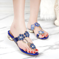 2025 New women shoes summer beach sandals Fashion women Rhinestone outdoor flip flops shoes women Good Vibrations