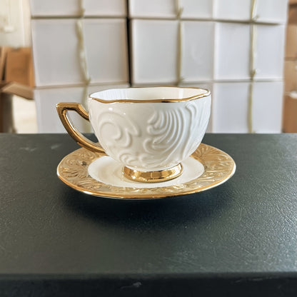 Luxurious Relief Floral Tea Set with Golden Trim: Includes 6 Cups, 6 Saucers, And 1 Large Tray - Perfect for Thanksgiving, Eid Al-Fitr, And More! Good Vibrations