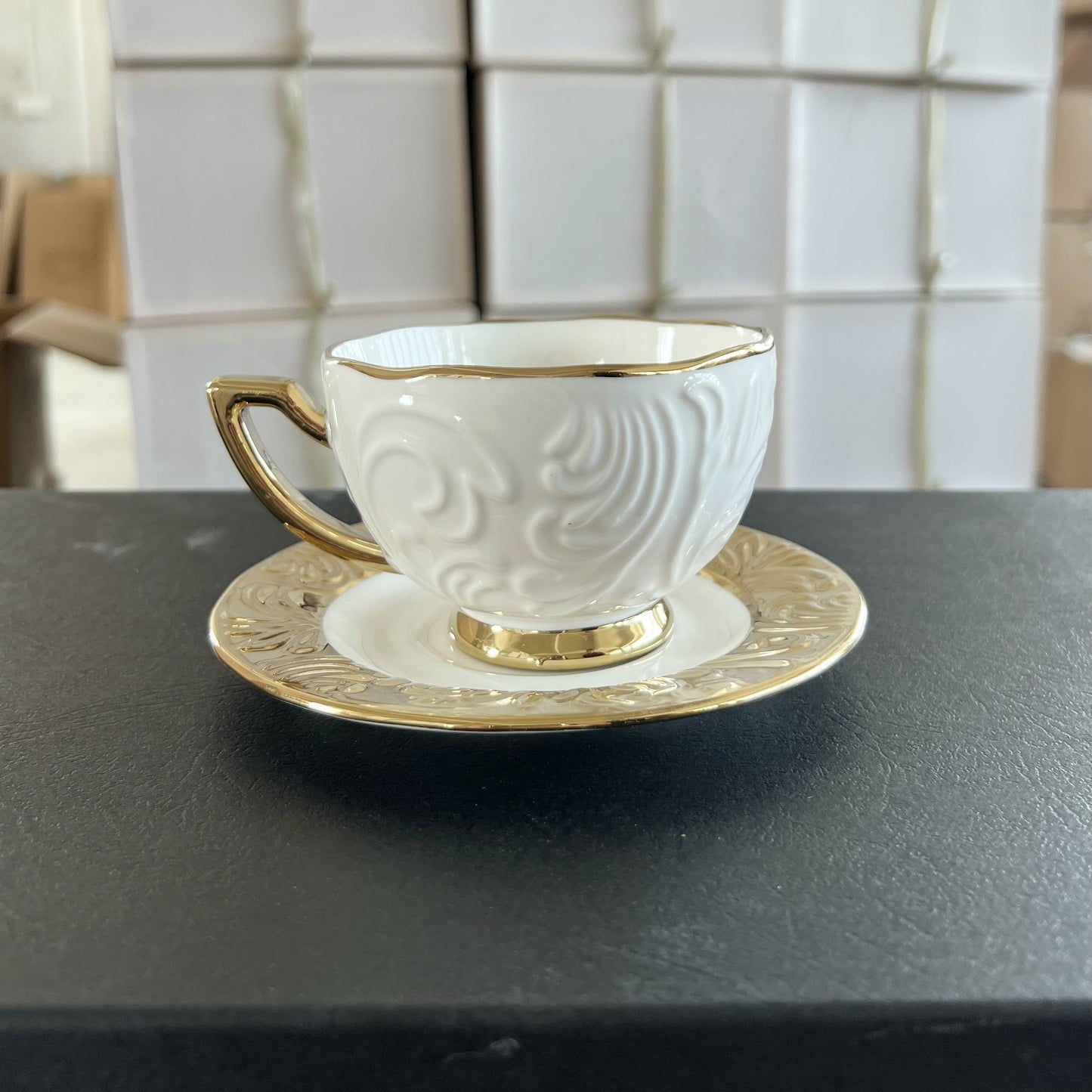 Luxurious Relief Floral Tea Set with Golden Trim: Includes 6 Cups, 6 Saucers, And 1 Large Tray - Perfect for Thanksgiving, Eid Al-Fitr, And More! Good Vibrations