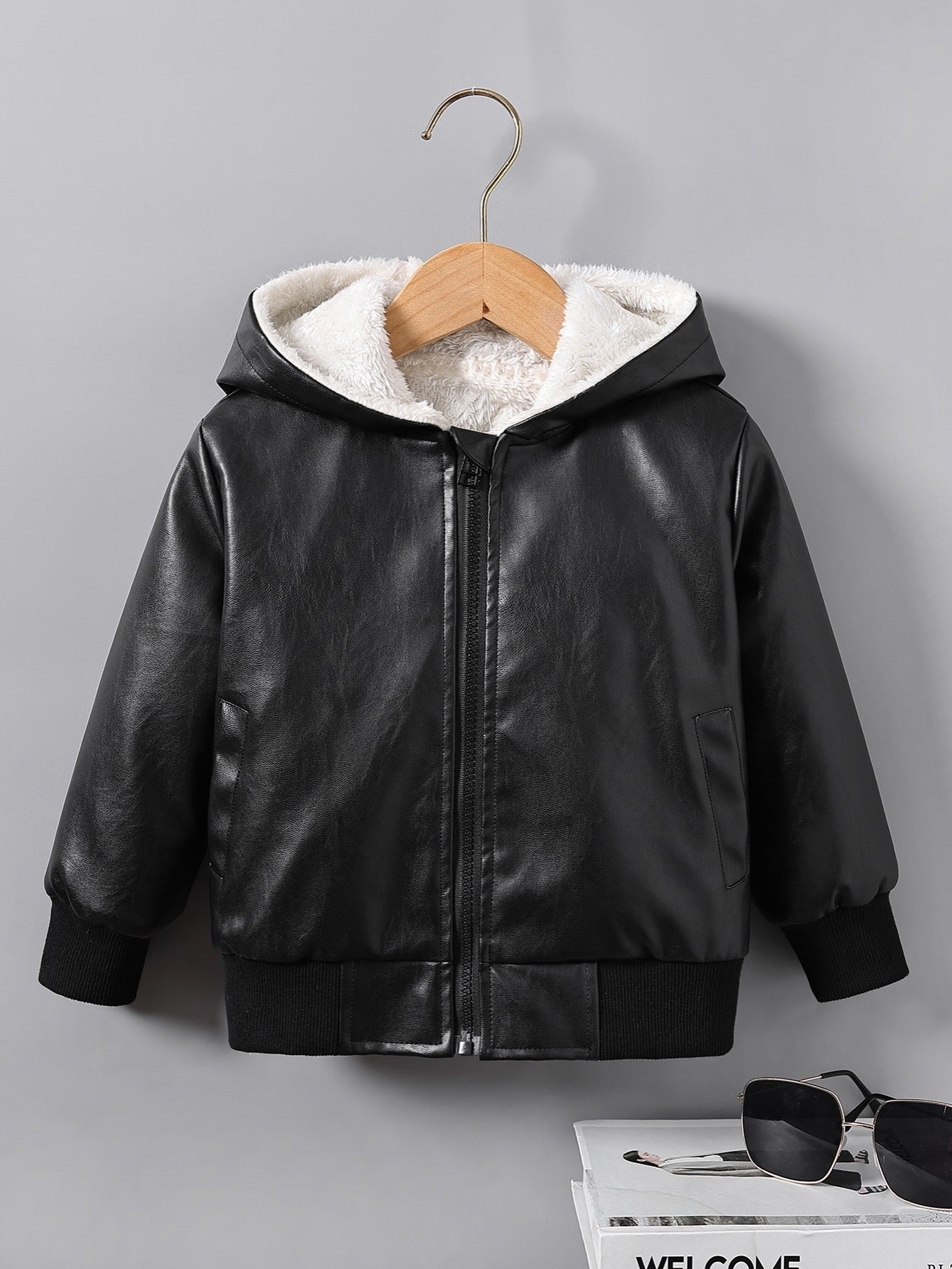 Boys' Comfortable Fleece-Lined Zip Jacket for Autumn And Winter, Thickened And Warm, New Korean-Style Motorcycle Jacket for Fall And Winter 2024. Good Vibrations